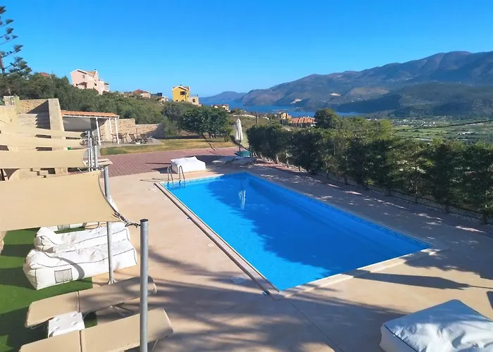 Lagoon View Apartments - Adults Only