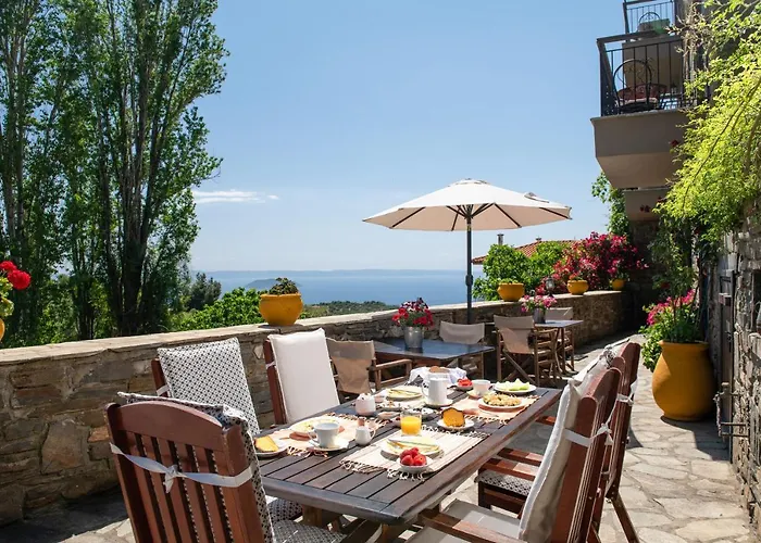Chorostasi Guest House