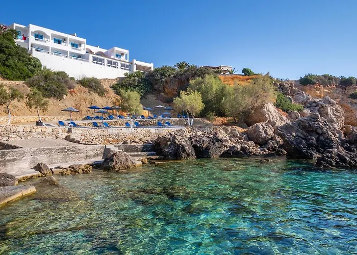 Castelia Bay Hotel