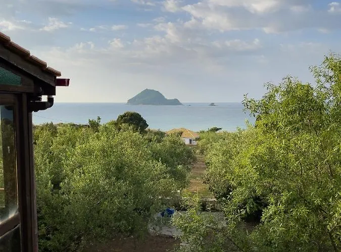 Villa Anta House By The Sea