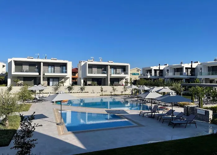 Callisto Luxury Suite