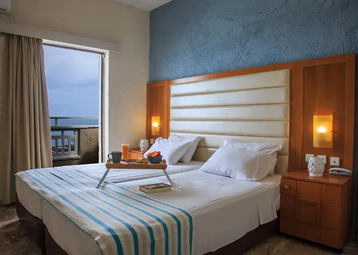 Sunset Beach Hotel