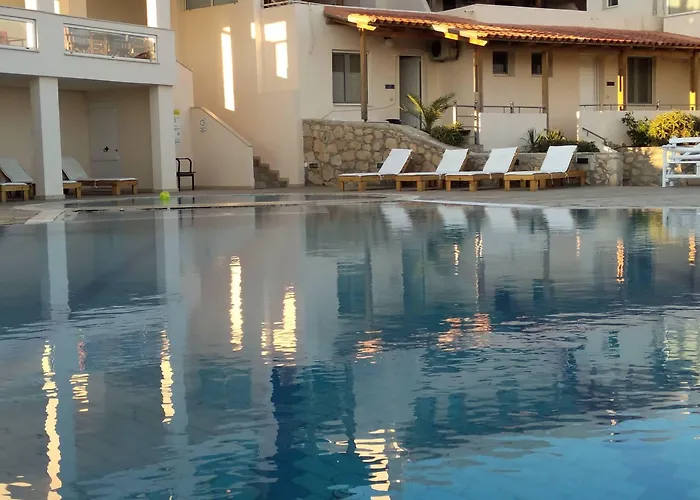 Creta Suites