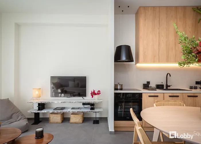 La Mer Apartment By Lobbysquare