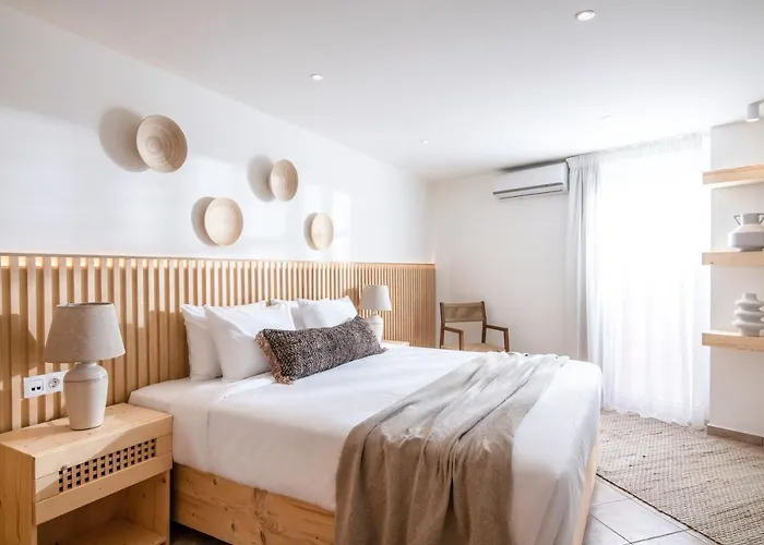 Elea Suites