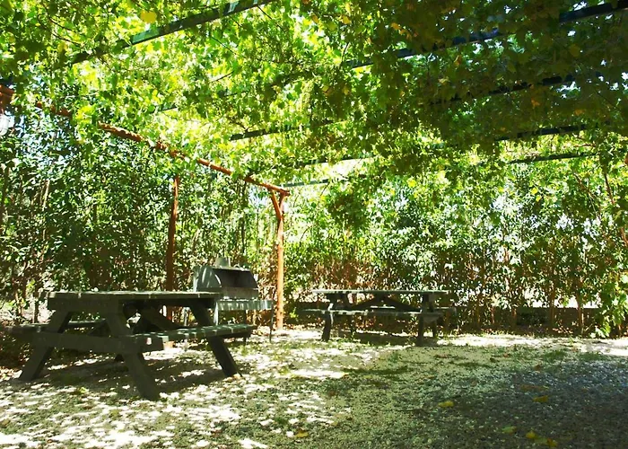 The White Rabbit Guesthouse Eco-Lodge Spacious Apartment