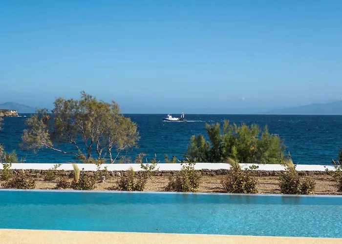Golden View Villa With Private Swimming Pool