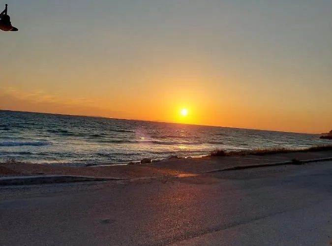 Golden Horizon Haven