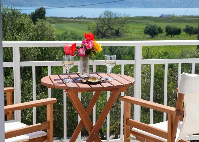 Sea & Olives House
