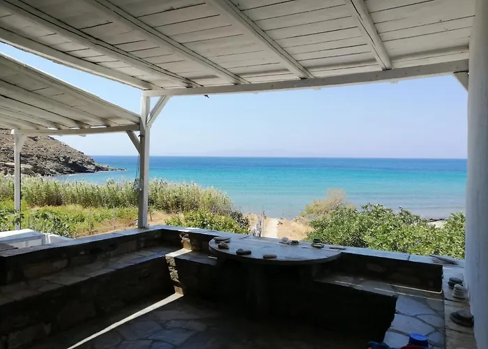 Seaview Agios Petros D\'Antonio & Mairi Houses
