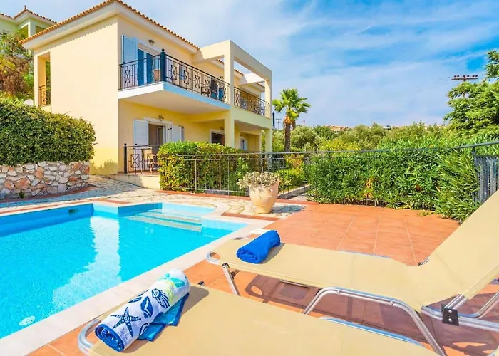Skala Villa Yellow