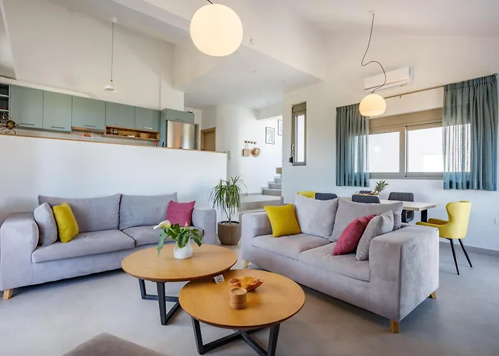 Aelia Home, Agia Pelagia