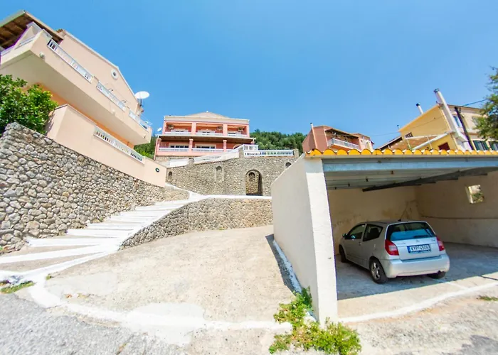 Nausika Family Home