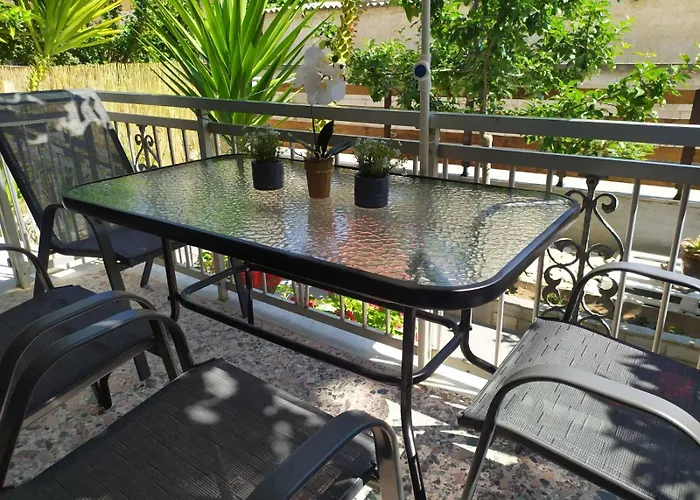 Sofia\'S Garden Apartment
