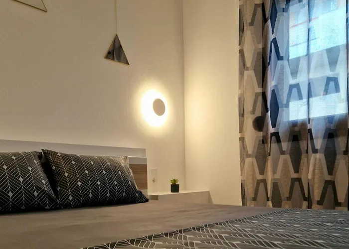 Sky Room 3