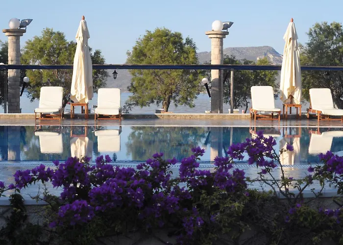Lagada Beach Hotel
