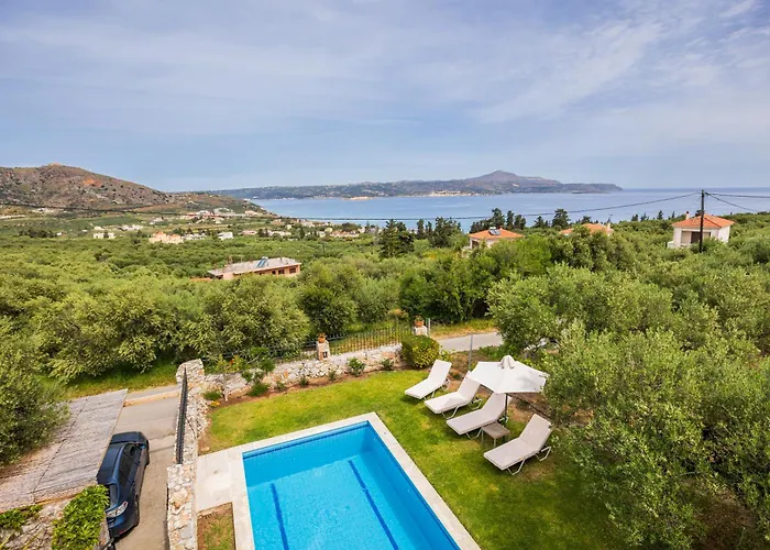 Sea View Villa Manolis With Private Pool Near The Beach