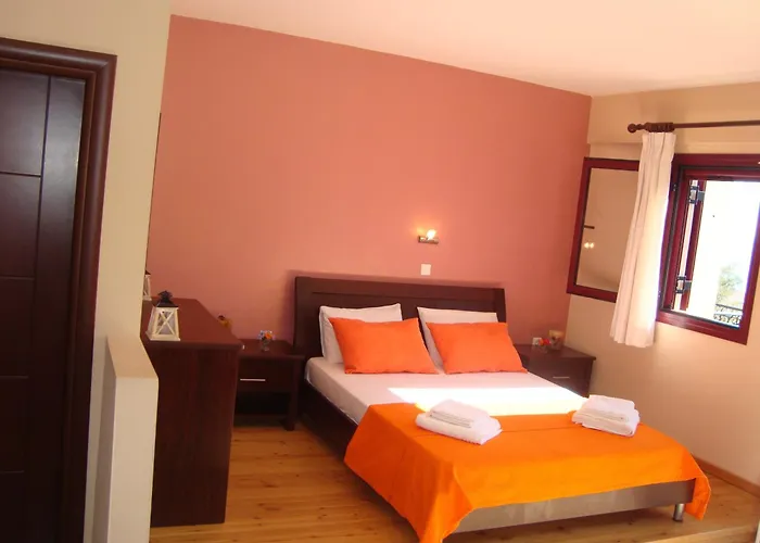 Mikros Gialos Apartments