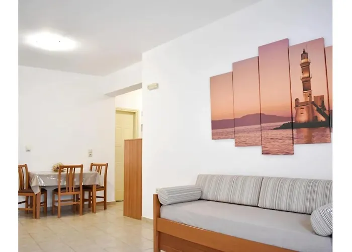 Manolika Studio 1