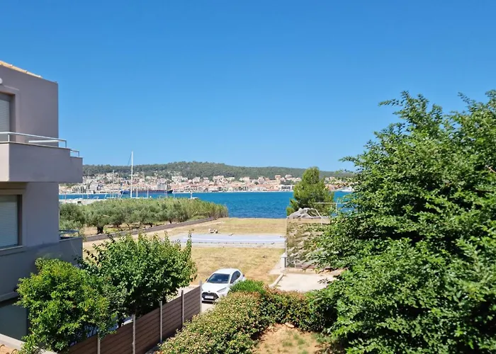 Loli\'S Sea View Apartment
