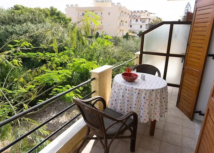 Bright Apartment With Balcony Close To The Beach #4
