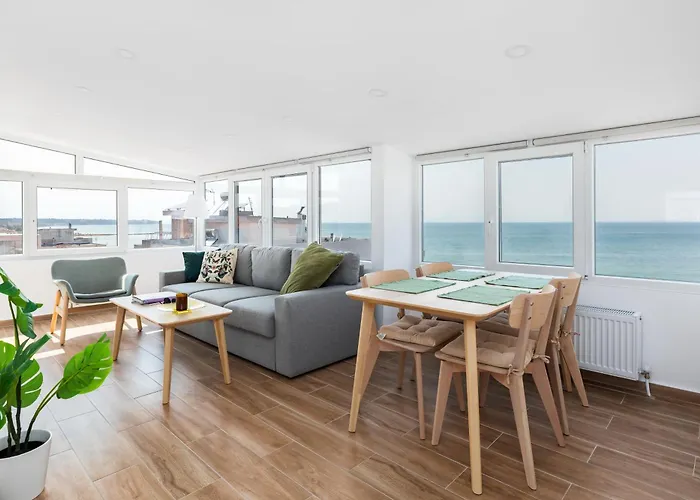 Malibu By Halu!, Seaside Apartment In Perea