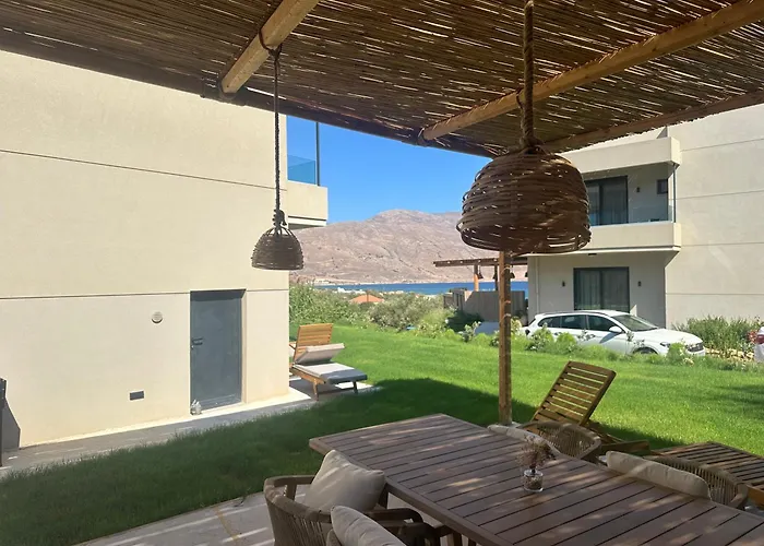 Nusa Retreat - Residences - Garden & Sea View