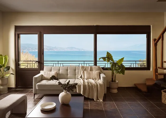 Rosa Sea Front Villa Maisonette