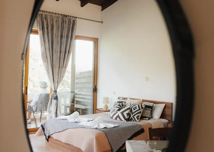Lefteris Rooms