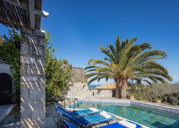 Villa Delfi With Private Pool