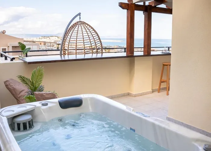 Michalis Apartment With Outdoor Jacuzzi