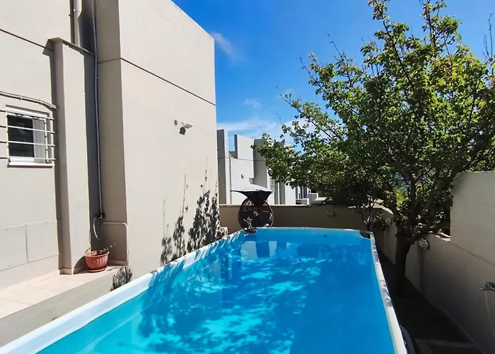 Niki\'S House