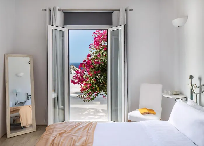 Spectacular Kalafatis Villa 8 Bedrooms Villa Vibhu Private Jacuzzis Infinity Pool