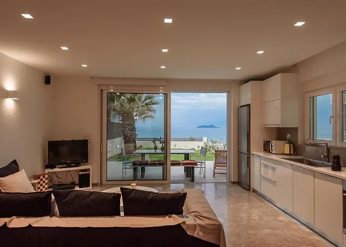 Lidia Beach Suites