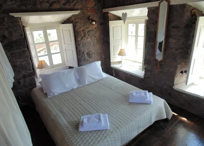 Anemos Houses