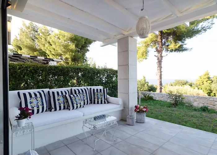 White Rose Villa