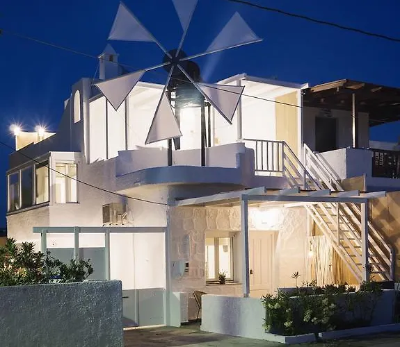 Papikinou Bay Suites
