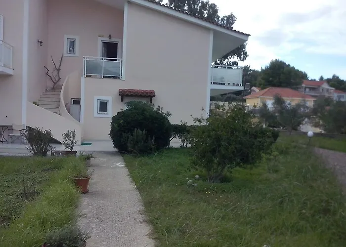 Aloni Studios & Apartments