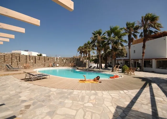 Hotel Ornos Beach