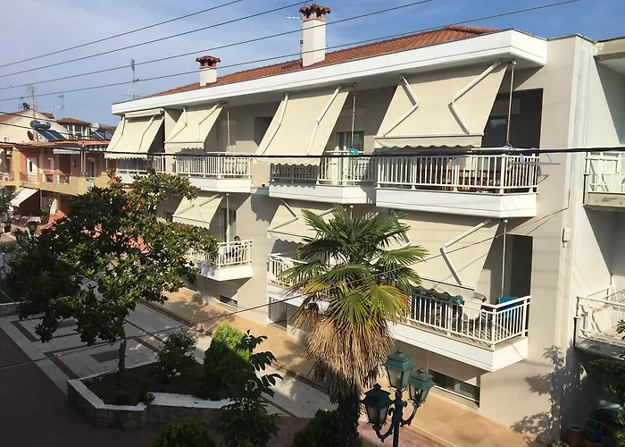 Phaethon Apartments & Studios