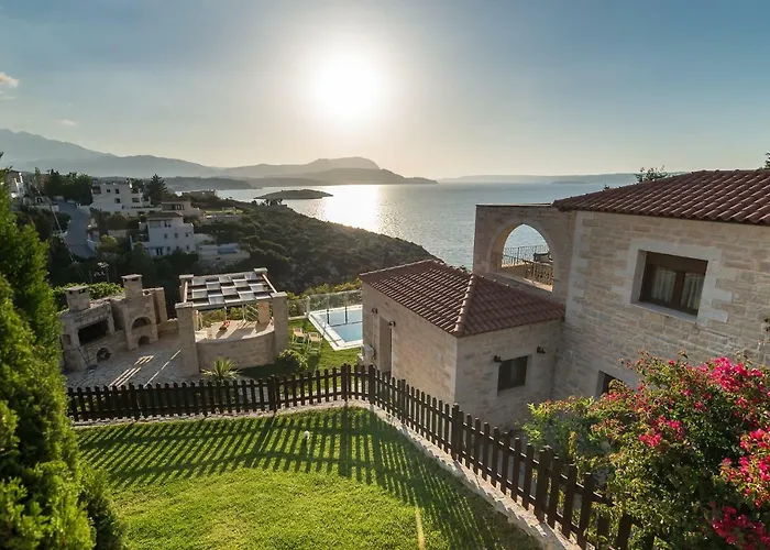 Hectoras Villa In Plaka By Apokoronas-Villas