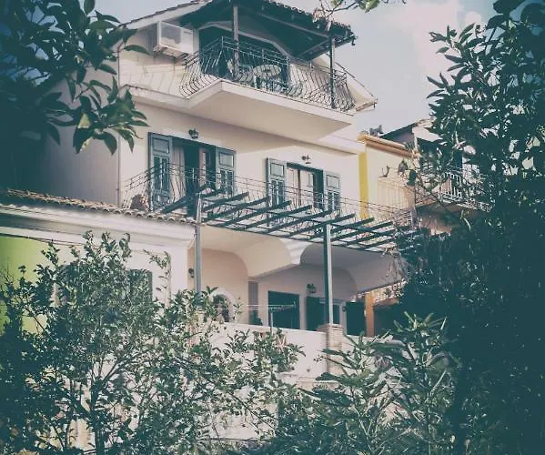 Photographer\'S Apartments