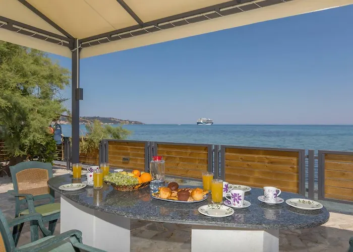 Venetico Beachfront Apartments & Suites - 2 Bedroom Apartment