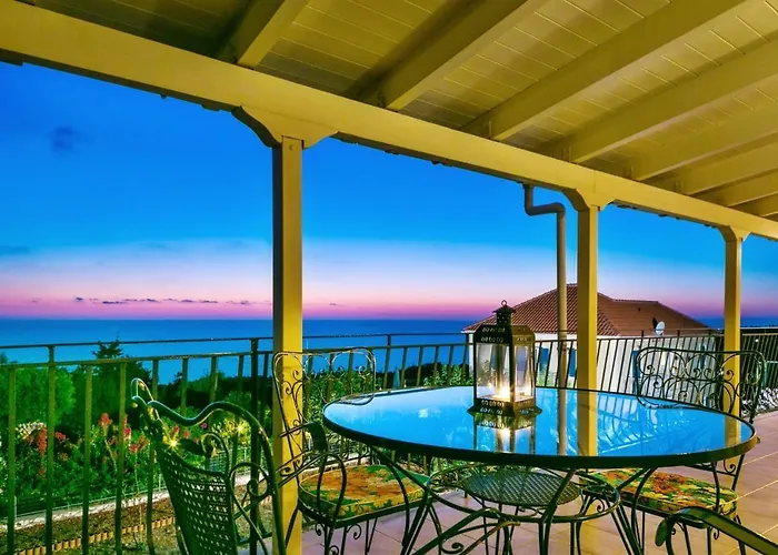 3 Bedrooms Appartement With Sea View Enclosed Garden And Wifi At Tzamarelata 5 Km Away From The Beach