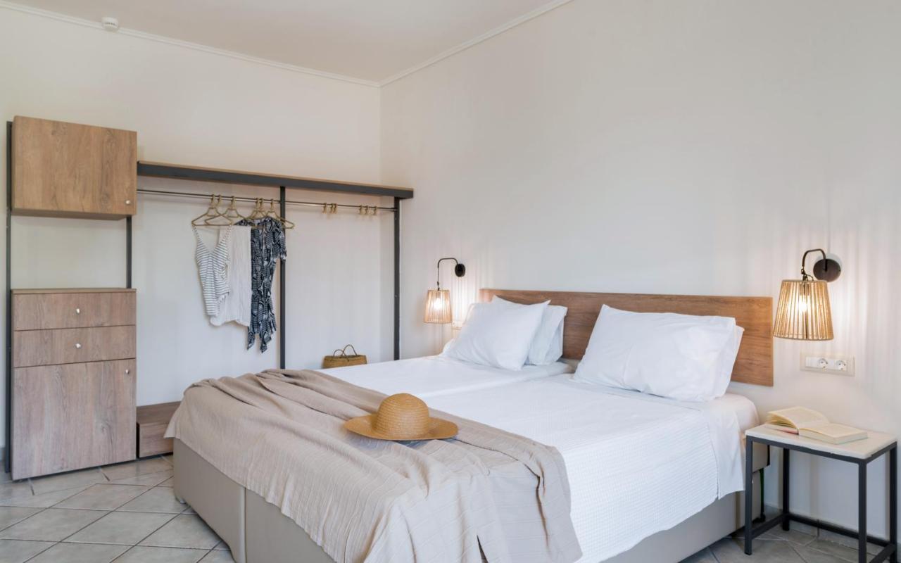 Phoenix 4* Planos (Zakynthos)