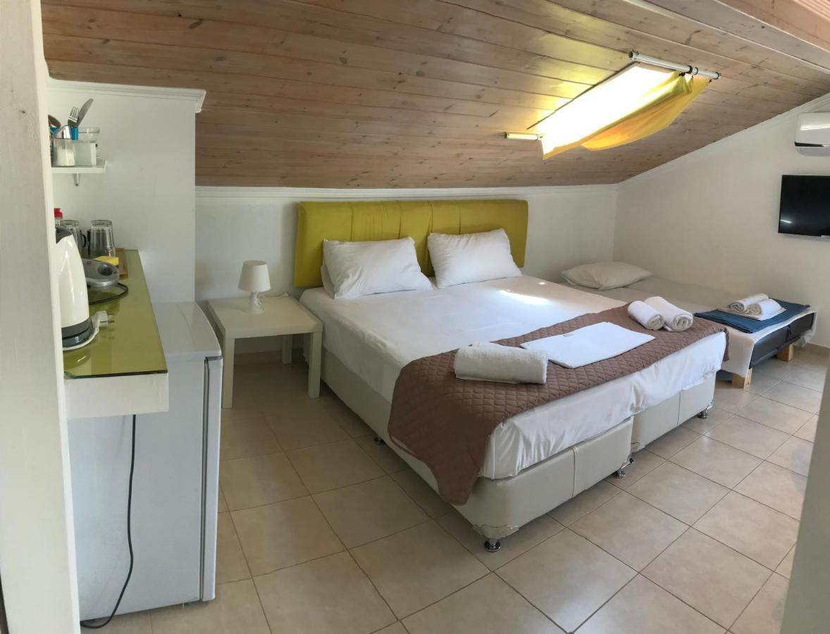 Orange House Apartment