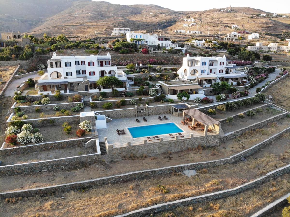 En Plo Aparthotel Agios Romanos