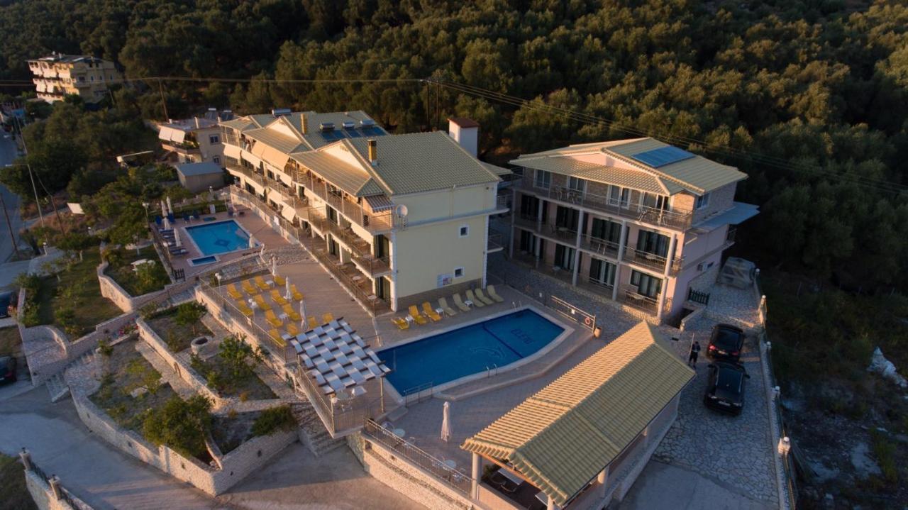 Eleni Apartment *