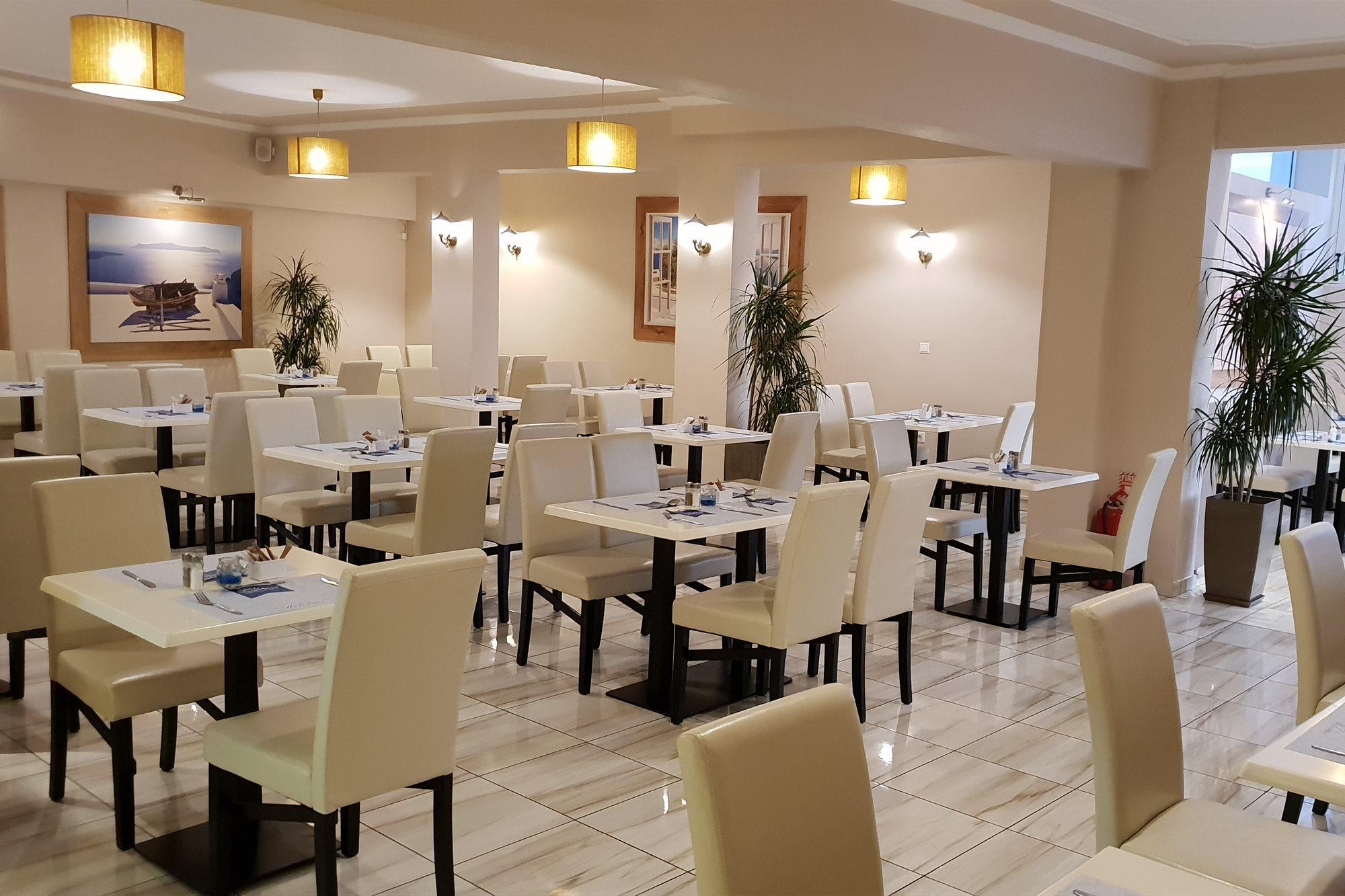 Yannis Corfu Hotel 3*