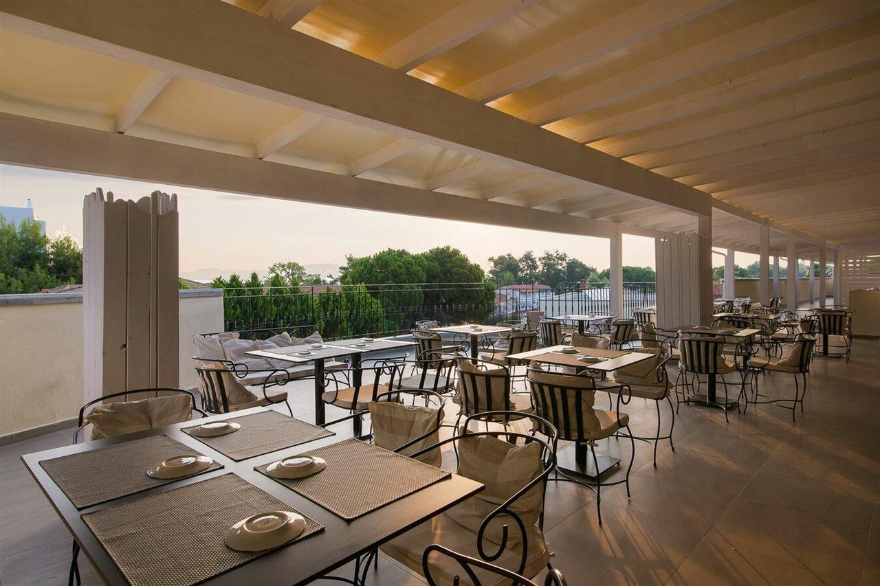 Hotel Neikos Mediterraneo Luxury Hanioti